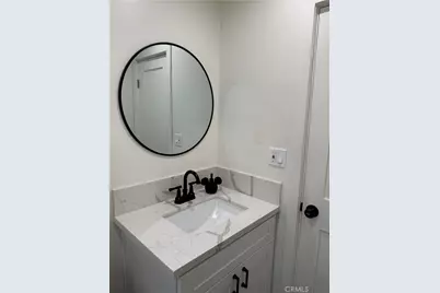 17111 Roscoe Boulevard #15, Northridge, CA 91325 - Photo 14