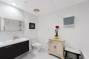 5016 Bakman, North Hollywood, CA 91601 - Photo 20