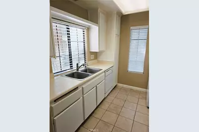 2554 Olive Drive #9, Palmdale, CA 93550 - Photo 8