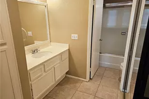 2554 Olive Dr, Palmdale, CA 93550 - Photo 22
