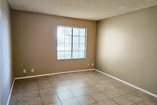 2554 Olive Dr, Palmdale, CA 93550 - Photo 12
