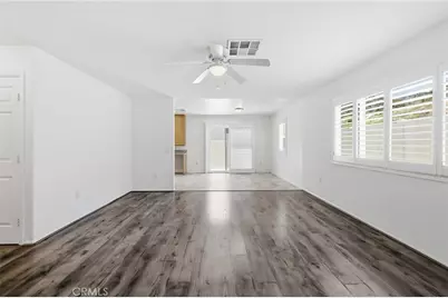 21716 Jack Place, Saugus, CA 91350 - Photo 4