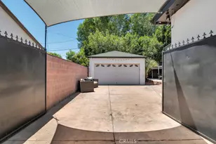 7533 Hatillo Ave, Winnetka, CA 91306 - Photo 28