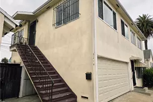 8216 S Van Ness Ave, Los Angeles, CA 90047 - Photo 30