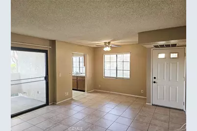 2554 Olive Drive #19, Palmdale, CA 93550 - Photo 4