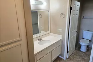 2554 Olive Dr, Palmdale, CA 93550 - Photo 22
