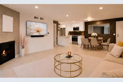 7320 Hawthorn #206, Los Angeles, CA 90046 - Photo 4