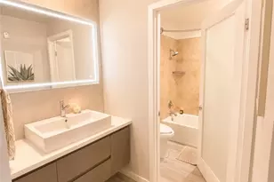 7320 Hawthorn, Los Angeles, CA 90046 - Photo 18