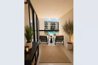 7320 Hawthorn #206, Los Angeles, CA 90046 - Photo 20