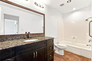 11423 Bartee Ave, Mission Hills (San Fernando), CA 91345 - Photo 36
