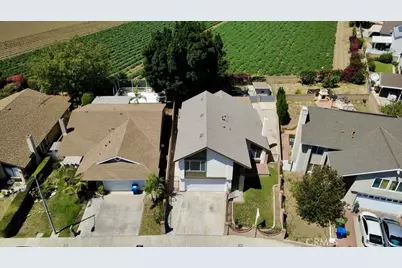 11423 Bartee Ave, Mission Hills (San Fernando), CA 91345 - Photo 52