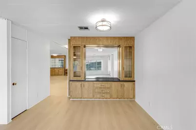 8811 Canoga Avenue #223, Canoga Park, CA 91304 - Photo 4