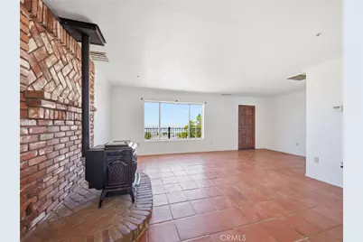 29935 Maypath Road, Juniper Hills, CA 93543 - Photo 12