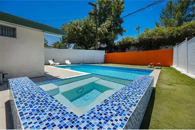 19800 Friar, Woodland Hills, CA 91367 - Photo 4