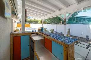 19800 Friar, Woodland Hills, CA 91367 - Photo 34