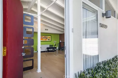 19800 Friar, Woodland Hills, CA 91367 - Photo 2
