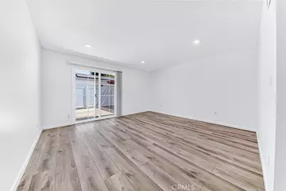 19243 Knapp St, Northridge, CA 91324 - Photo 12