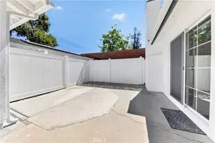 19243 Knapp St, Northridge, CA 91324 - Photo 20