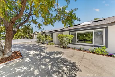 19243 Knapp St, Northridge, CA 91324 - Photo 2