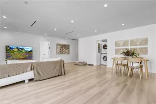 7445 Oakdale Ave, Winnetka, CA 91306 - Photo 6