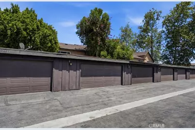 7509 Winnetka Ave, Winnetka, CA 91306 - Photo 16