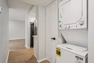 420 W Windsor, Glendale, CA 91204 - Photo 6