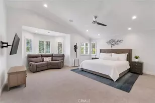 869 Admiral Ct, Oak Park, CA 91377 - Photo 16