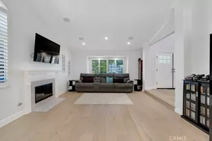 869 Admiral Ct, Oak Park, CA 91377 - Photo 6