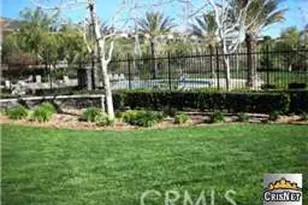 28680 Placerview Trail, Saugus, CA 91390 - Photo 22