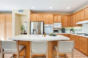 26009 Twain Pl, Stevenson Ranch, CA 91381 - Photo 12