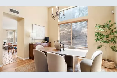 26009 Twain Place, Stevenson Ranch, CA 91381 - Photo 10