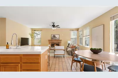 26009 Twain Place, Stevenson Ranch, CA 91381 - Photo 14