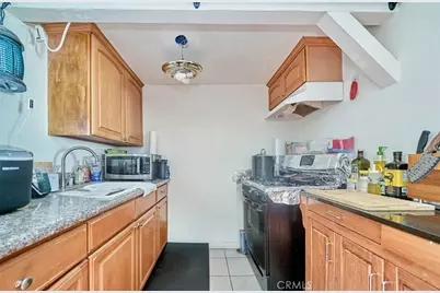 8357 Aura, Northridge, CA 91324 - Photo 28