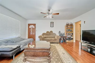 8357 Aura, Northridge, CA 91324 - Photo 6