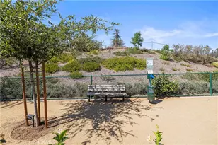 12827 Watt Ln, Sylmar, CA 91342 - Photo 38