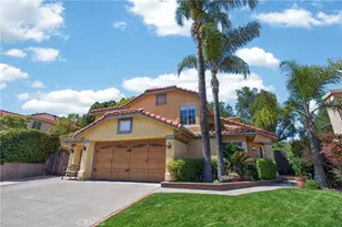 27827 Zion Ct, Castaic, CA 91384 - Photo 2