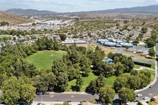 29124 Diablo Pl, Castaic, CA 91384 - Photo 42