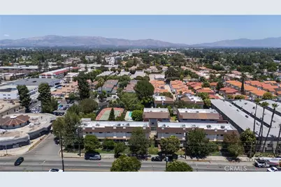 18410 Lull Street #1, Reseda, CA 91335 - Photo 32