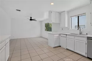18410 Lull St, Reseda, CA 91335 - Photo 14