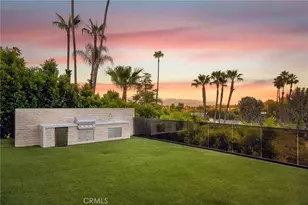 16988 Strawberry Dr, Encino, CA 91436 - Photo 8