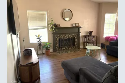 22552 Barcotta Drive, Saugus, CA 91350 - Photo 6