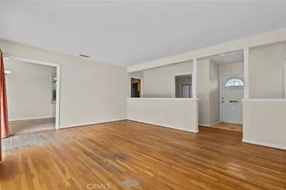 10149 Valjean Avenue, Granada Hills, CA 91343 - Photo 4