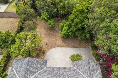 10149 Valjean Avenue, Granada Hills, CA 91343 - Photo 36