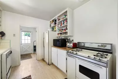 4427 Bakman Avenue, Studio City, CA 91602 - Photo 16