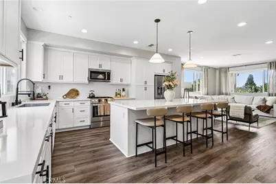 13219 Victory Boulevard, Los Angeles, CA 91401 - Photo 8