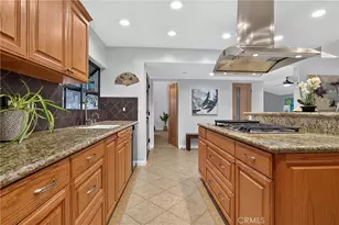 10814 Debra Ave, Granada Hills, CA 91344 - Photo 8