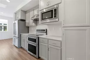 315 Waters Park Cir, San Mateo, CA 94403 - Photo 14