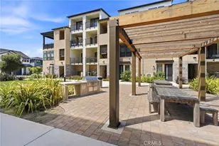 315 Waters Park Cir, San Mateo, CA 94403 - Photo 36