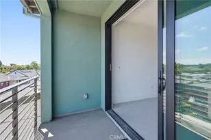 315 Waters Park Cir, San Mateo, CA 94403 - Photo 20