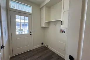 8801 Eton, Canoga Park, CA 91304 - Photo 16